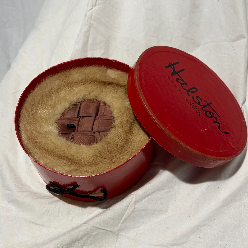 Halston‎ Heritage Fur Hat with Box